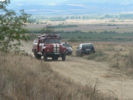 Министерство на отбраната: Пожарът в Казанлък е потушен. Пожарът е възникнал от стрелба с автомат Калашников