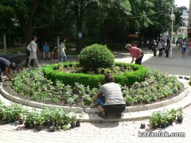 Скулптура „Японката” предстои да бъде поставена на улица „Искра” / Новини от Казанлък