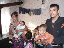 Шокиращи кадри от квартал Казмера, където ромите са оставени без ток