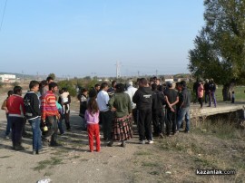 Шокиращи кадри от квартал Казмера, където ромите са оставени без ток