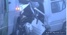 Тежка катастрофа с трима загинали край Дунавци/обновена/