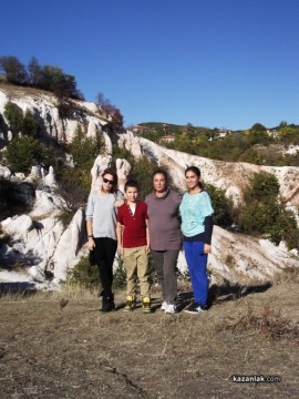 Деца от школа „Живопис” с награди за фотография и рисуване