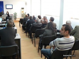 Видео: Общински съвет единодушно против разкриването на бежански лагер