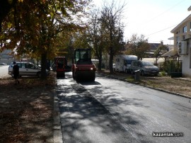 Улицата до стадиона с нов асфалт