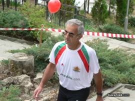 Ради Милев успя да изкачи 1155 пъти стъпалата на Тюлбето