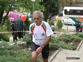 Ради Милев успя да изкачи 1155 пъти стъпалата на Тюлбето