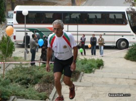 Ради Милев успя да изкачи 1155 пъти стъпалата на Тюлбето