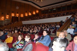 Община Казанлък награди изявени творци и общественици