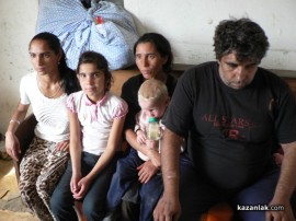 Децата на Атанас и Сашка Русеви са настанени при роднини