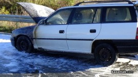 Нови ДВЕ коли пламнаха в движение днес следобед! (ВИДЕО обновена)