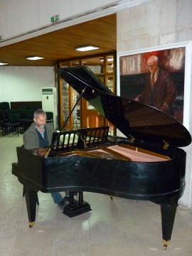 Реставриран е роялът на Петко Стайнов