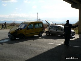 Видео: Жена е в болницата след катастрофа край Мъглиж