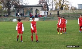 Малките арсеналци  продължават с победите на футболния терен