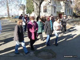 С хитрост и полиция новата директорка на Института по розата влезе в кабинета (Видео)