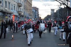 Запалване на Коледната елха