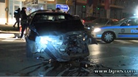 Видео: Фиат изстреля Фолксваген в Старата река тази вечер