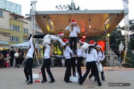 Видео: Грейнаха Коледната елха и светлините на Казанлък