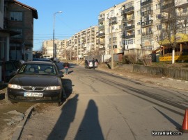 Пиян шофьор катастрофира в Източното преди малко