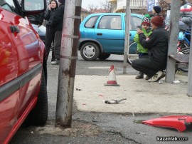 Катастрофа на автобусна спирка до парк Розариум