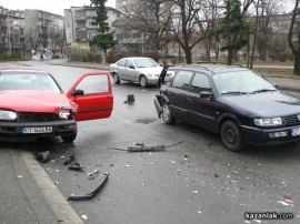 Катастрофа на автобусна спирка до парк Розариум
