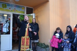 На Бабинден официално бе открита обновената детска ясла „Детелина“ / Новини от Казанлък