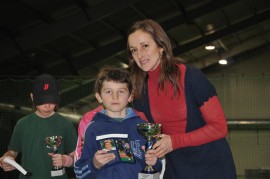 Магдалена Малеева връчи купа на казанлъшкия талант Даниел Борисов