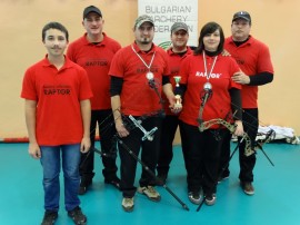 Стрелба с лък: Раптор арчери с първи медал при жените