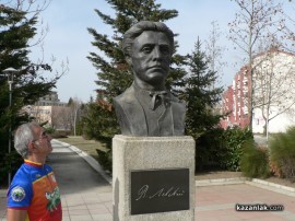 Ради Милев: Утре ще направя 13 000 клякания - по едно за всеки ден от живота на Васил Левски