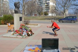 За 6 часа Ради Милев направи около 16 800 клякания. Постижението на казанлъчанина е по-добро от световния рекорд за 24 часа