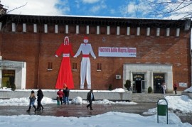 Най- голямата казанлъшка мартеница ще бъде поставена пред „ Би Би Си Кейбъл”  / Новини от Казанлък