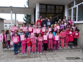 Учениците от Хаджидимитрово казаха “Не! На тормоза в училище“, обличайки розови тениски