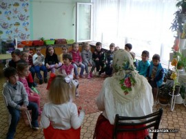 Родители се надпреварваха в конкурс за мартеници