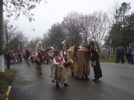 Кукерите на Голямо Дряново с награда от “Маскарадни игри 2014“