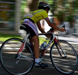 Казанлъчанин участва в първото за годината колоездачно състезание / Новини от Казанлък