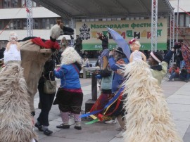 Камилата на кукерската група от Голямо Дряново с награда от ямболския фестивал „Кукерландия“ / Новини от Казанлък