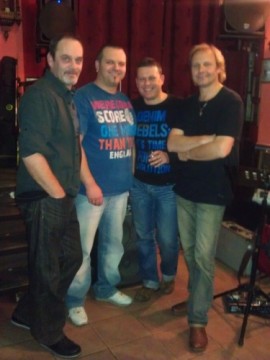 “Алигаторите“ и Дегустация на вино готвят тази събота в New York Pub / Новини от Казанлък