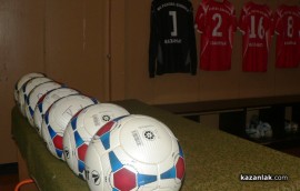 Розова долина излиза за победа срещу Тунджа. Перфектно подредена съблекалня очаква домакините