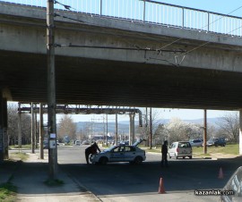 Млада жена скочи от мост до Арсенал/обновена/