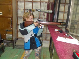 Девойките ни от клуб по стрелба „Севтополис“без медал заради неявяване на конкурентки / Новини от Казанлък