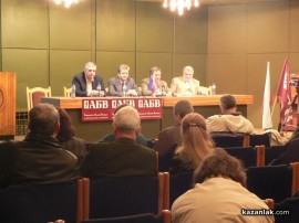 Президентът Георги Първанов и евродепутатът Ивайло Калфин в Казанлък (видеозапис)