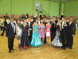 Казанлъшки двойки ще участват на турнир по спортни танци в Букурещ / Новини от Казанлък