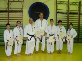 Клубът по карате с треньор Илиян Дянков спечели титли и медали от Националното първенство