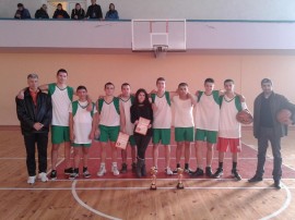 Община Казанлък подпомага активно ученическия спорт / Новини от Казанлък