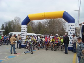 Онур Татар е втори на колокритериума в Павел баня. Казанлък е домакин на силна колоездачна надпревара