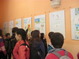 Жените социалистки организираха конкурс за детска рисунка / Новини от Казанлък