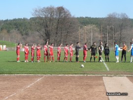 Минимална загуба на Розова долина в Съединение, след безобразно съдийство / Новини от Казанлък