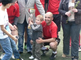 На Цветница завършиха футболният и тенис турнирите, които се проведоха на комплекс Шампион