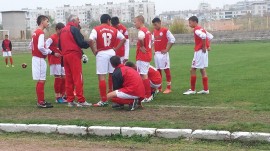 Футбол: Децата на Арсенал и Розова долина с победи при гостуванията си / Новини от Казанлък