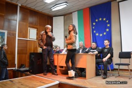 “Мини Мис България 2005“ спечели титлата най-красива абитуриентка в ПГ по лека промишленост