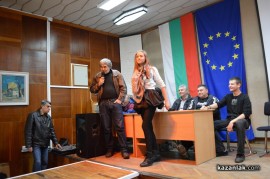 “Мини Мис България 2005“ спечели титлата най-красива абитуриентка в ПГ по лека промишленост